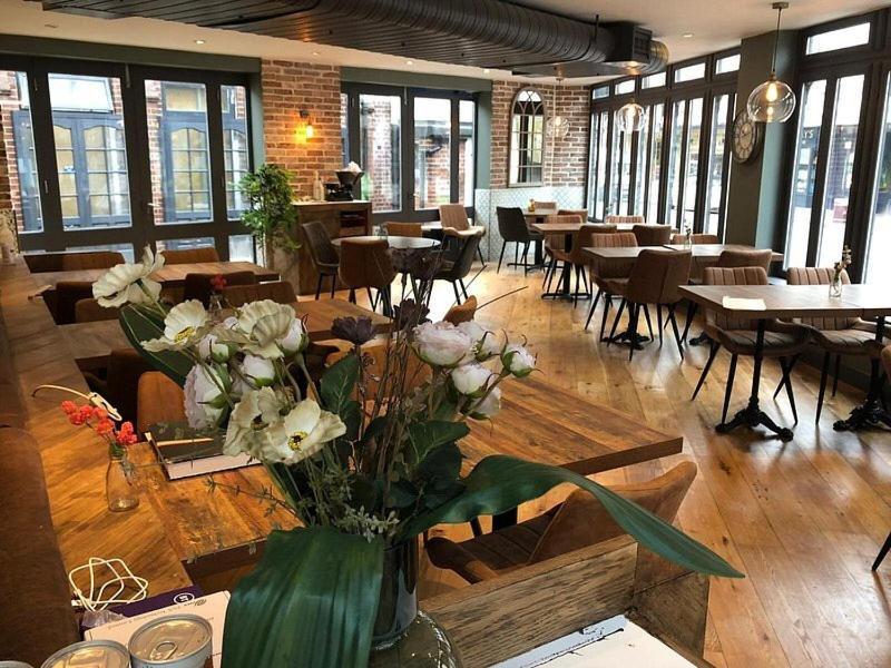 로열턴브리지웰즈 The Old Office 아파트 외부 사진